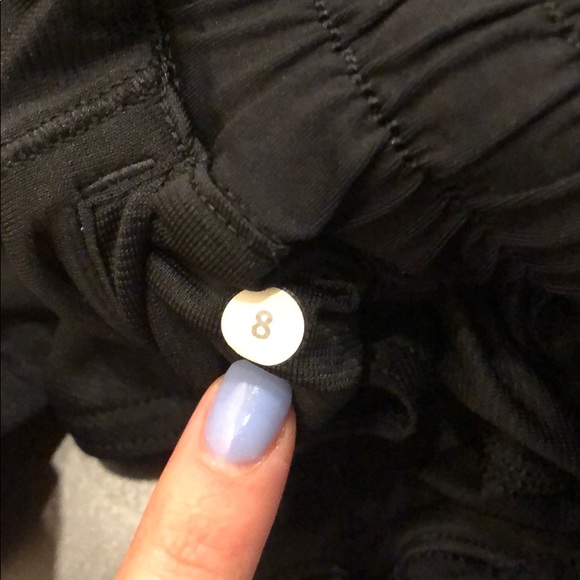 RARE Lululemon camo savasana hotty hot shorts - Picture 5 of 5